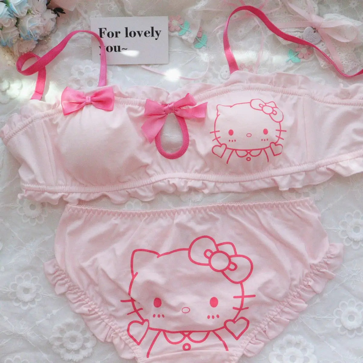 Sanrio Cotton Cute And Sweet Hello Kitty Chest Bras and Panties 2 Pcs Suit Women's Student No Steel Ring Girl Underwear Bra Set