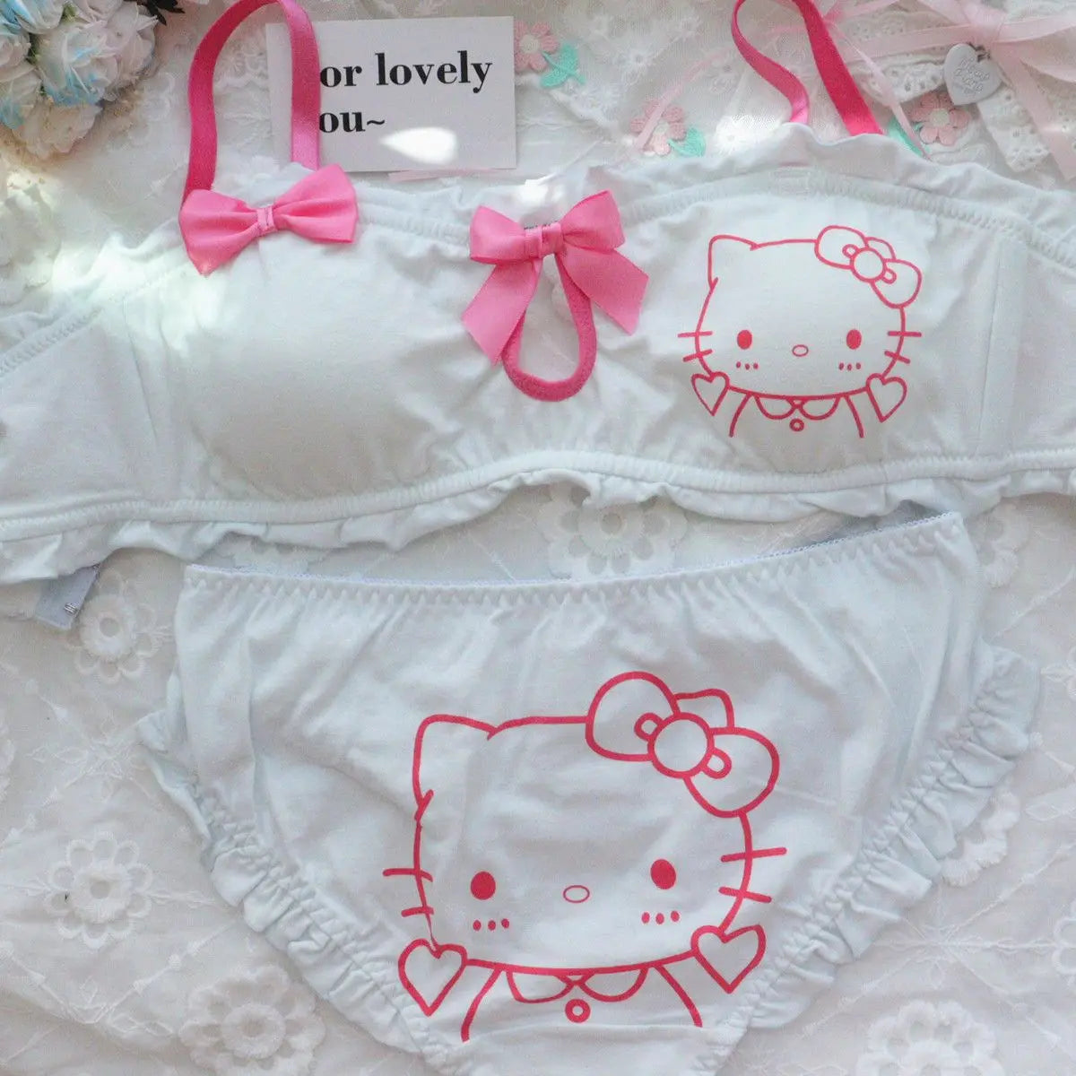 Sanrio Cotton Cute And Sweet Hello Kitty Chest Bras and Panties 2 Pcs Suit Women's Student No Steel Ring Girl Underwear Bra Set